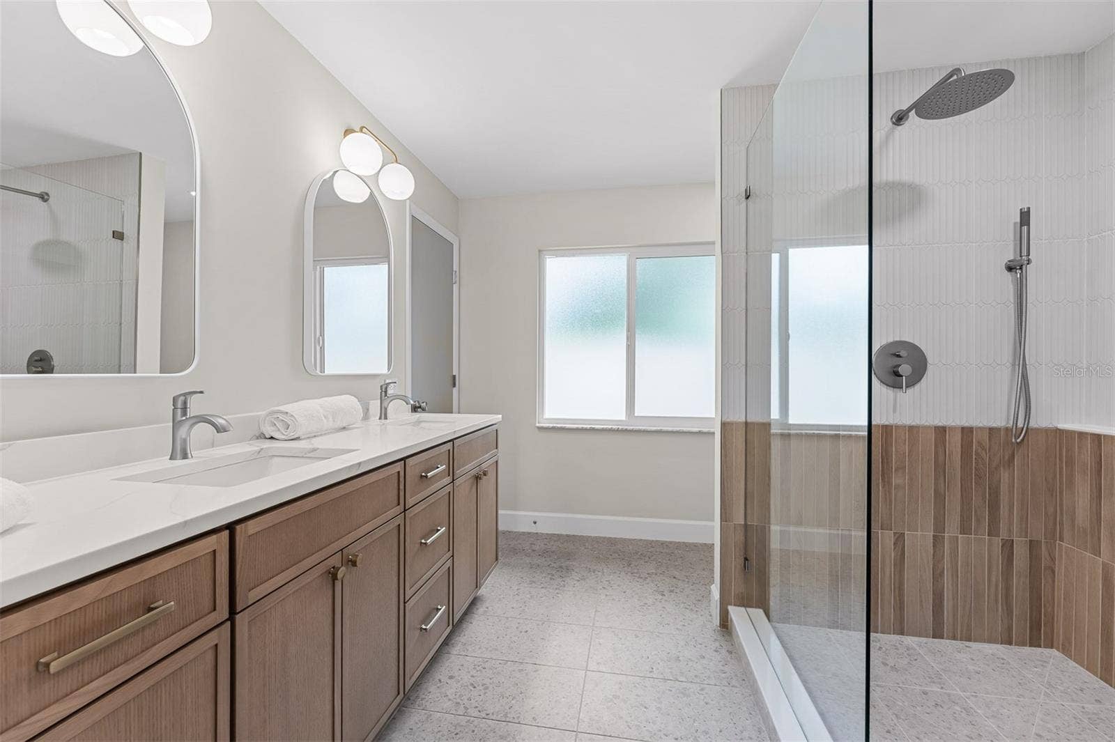 2501 NANCY STREET, Orlando, FL 32806 Primary Bath
