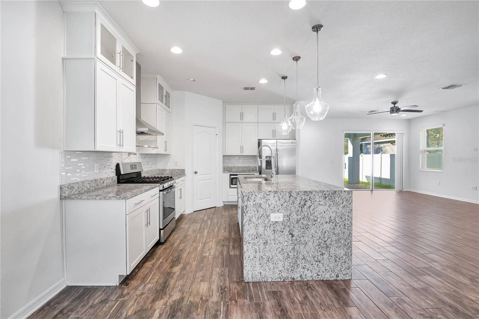 15066 MARBLED GODWIT DRIVE, Winter Garden, FL 34787 15066 MARBLED GODWIT DRIVE, Winter Garden, FL 34787