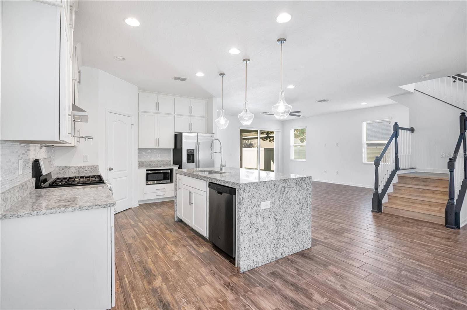 15066 MARBLED GODWIT DRIVE, Winter Garden, FL 34787 15066 MARBLED GODWIT DRIVE, Winter Garden, FL 34787