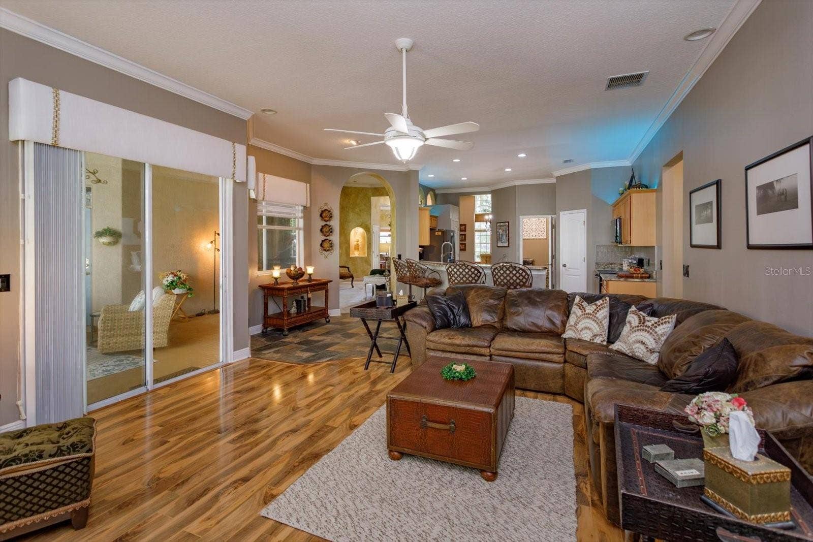 536 AVON GLADE PLACE, Sanford, FL 32771 family room open to kitchen and breakfast nook