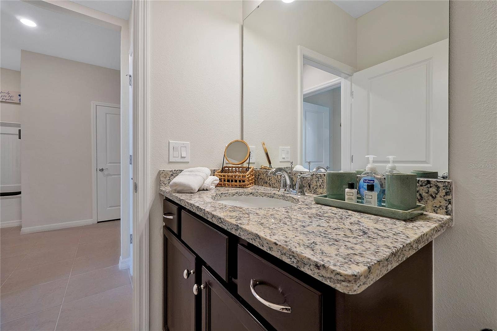 4014 LANA AVENUE, Davenport, FL 33897 4014 LANA AVENUE, Davenport, FL 33897