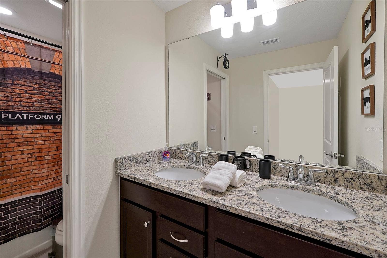 4014 LANA AVENUE, Davenport, FL 33897 4014 LANA AVENUE, Davenport, FL 33897