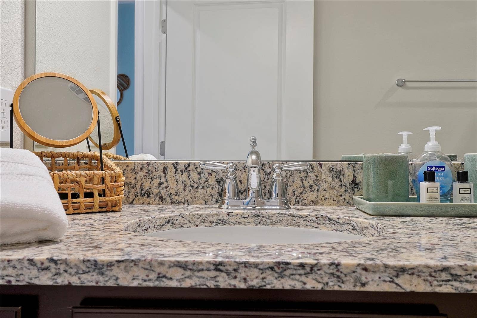 4014 LANA AVENUE, Davenport, FL 33897 4014 LANA AVENUE, Davenport, FL 33897