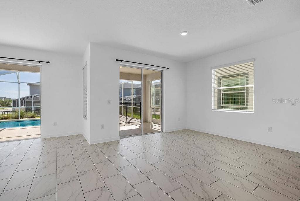 9255 SOMMERSET HILLS DRIVE, Davenport, FL 33896 9255 SOMMERSET HILLS DRIVE, Davenport, FL 33896