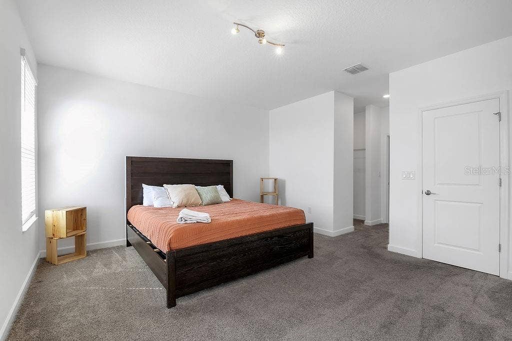 9255 SOMMERSET HILLS DRIVE, Davenport, FL 33896 9255 SOMMERSET HILLS DRIVE, Davenport, FL 33896