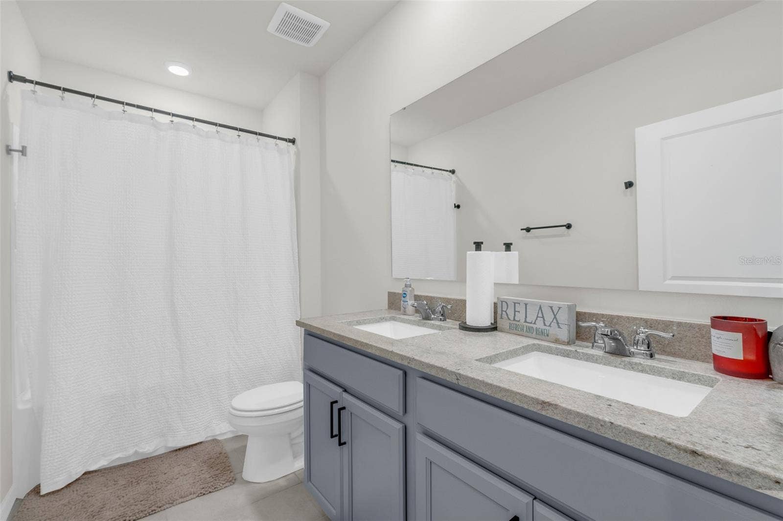 1713 FROGMORE AVENUE, Haines City, FL 33844 1713 FROGMORE AVENUE, Haines City, FL 33844