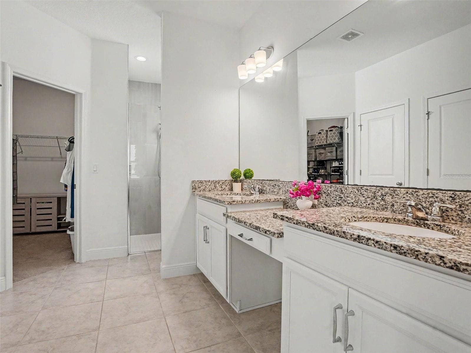 4484 LIONS GATE AVENUE, Clermont, FL 34711 En-Suite Bath and Second Walk-In Closet