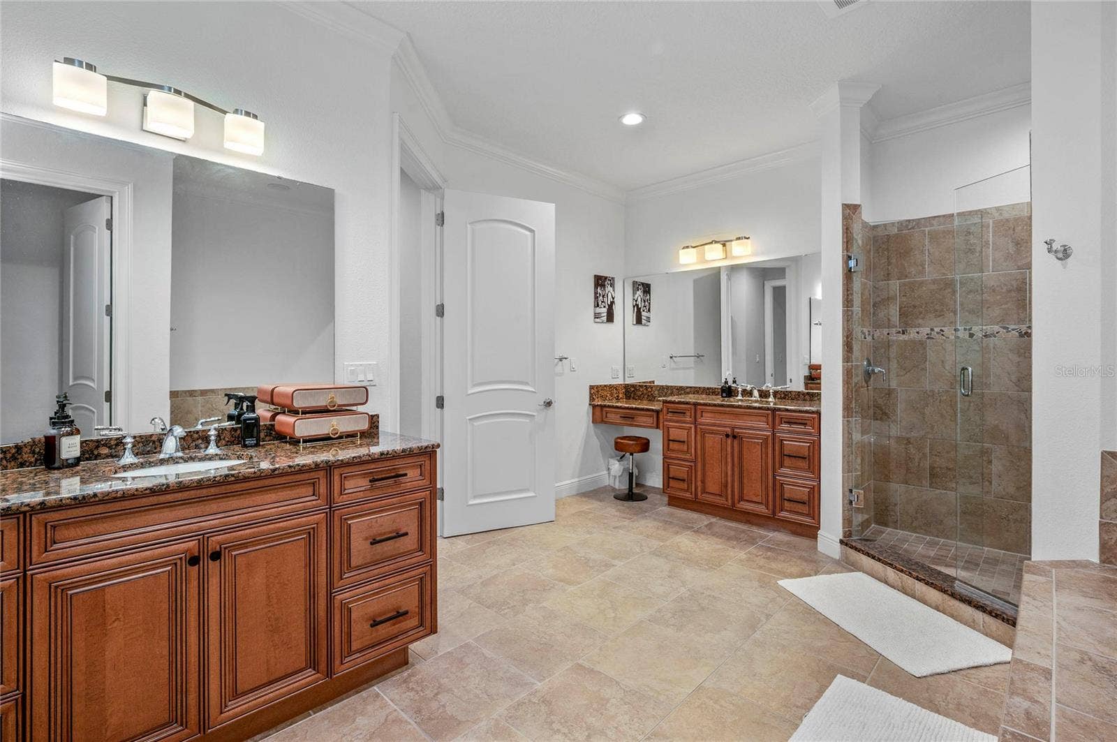 100 S VIRGINIA AVENUE, #201, Winter Park, FL 32789 100 S VIRGINIA AVENUE, #201, Winter Park, FL 32789