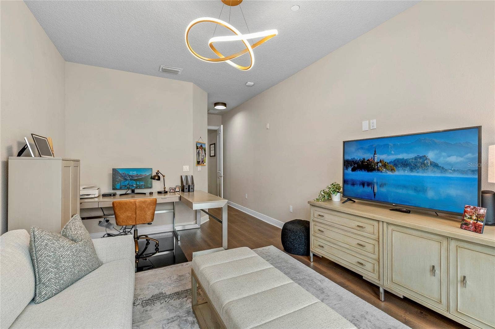 100 S VIRGINIA AVENUE, #201, Winter Park, FL 32789 100 S VIRGINIA AVENUE, #201, Winter Park, FL 32789