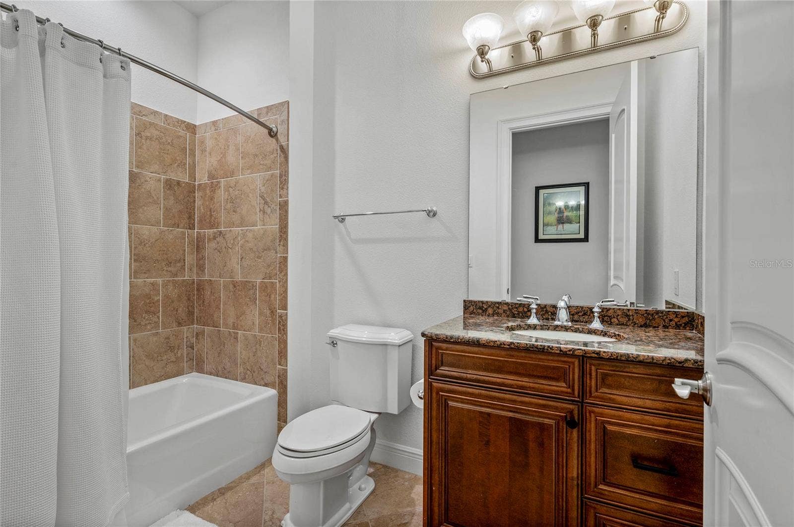 100 S VIRGINIA AVENUE, #201, Winter Park, FL 32789 100 S VIRGINIA AVENUE, #201, Winter Park, FL 32789