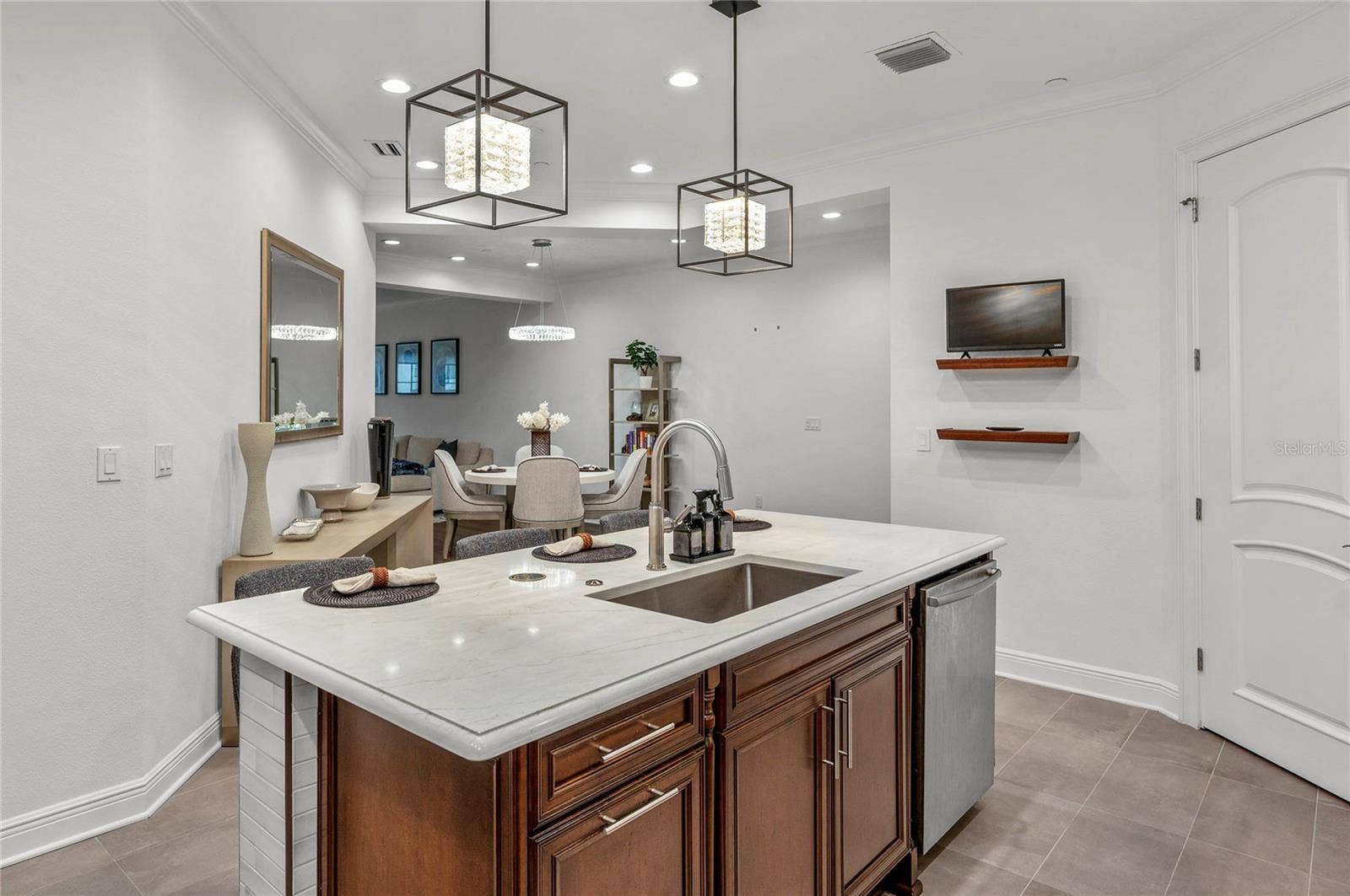 100 S VIRGINIA AVENUE, #201, Winter Park, FL 32789 100 S VIRGINIA AVENUE, #201, Winter Park, FL 32789