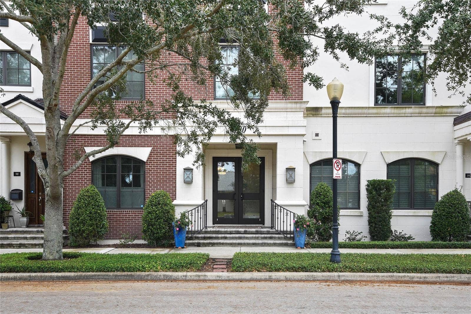100 S VIRGINIA AVENUE, #201, Winter Park, FL 32789 100 S VIRGINIA AVENUE, #201, Winter Park, FL 32789