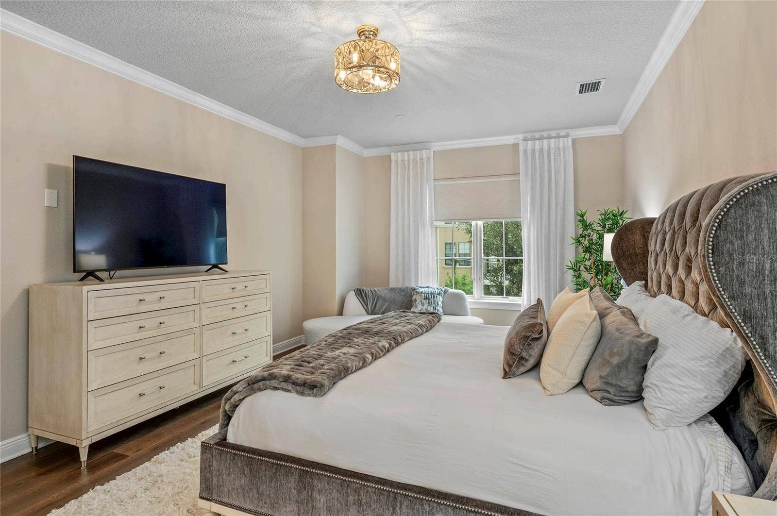 100 S VIRGINIA AVENUE, #201, Winter Park, FL 32789 100 S VIRGINIA AVENUE, #201, Winter Park, FL 32789