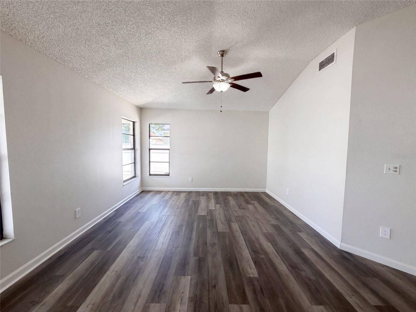 9507 LETTERSTONE COURT, Tampa, FL 33615