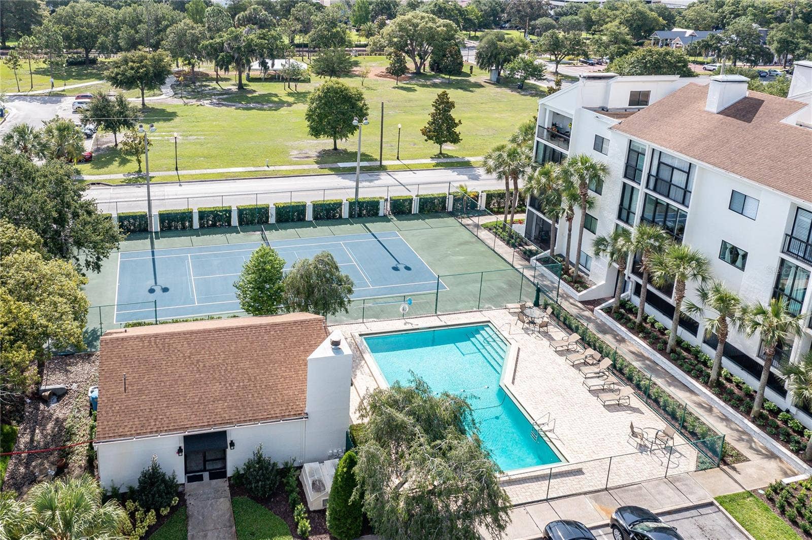 250 CAROLINA AVENUE, #202, Winter Park, FL 32789 Clubhouse/Tennis Court/Pool