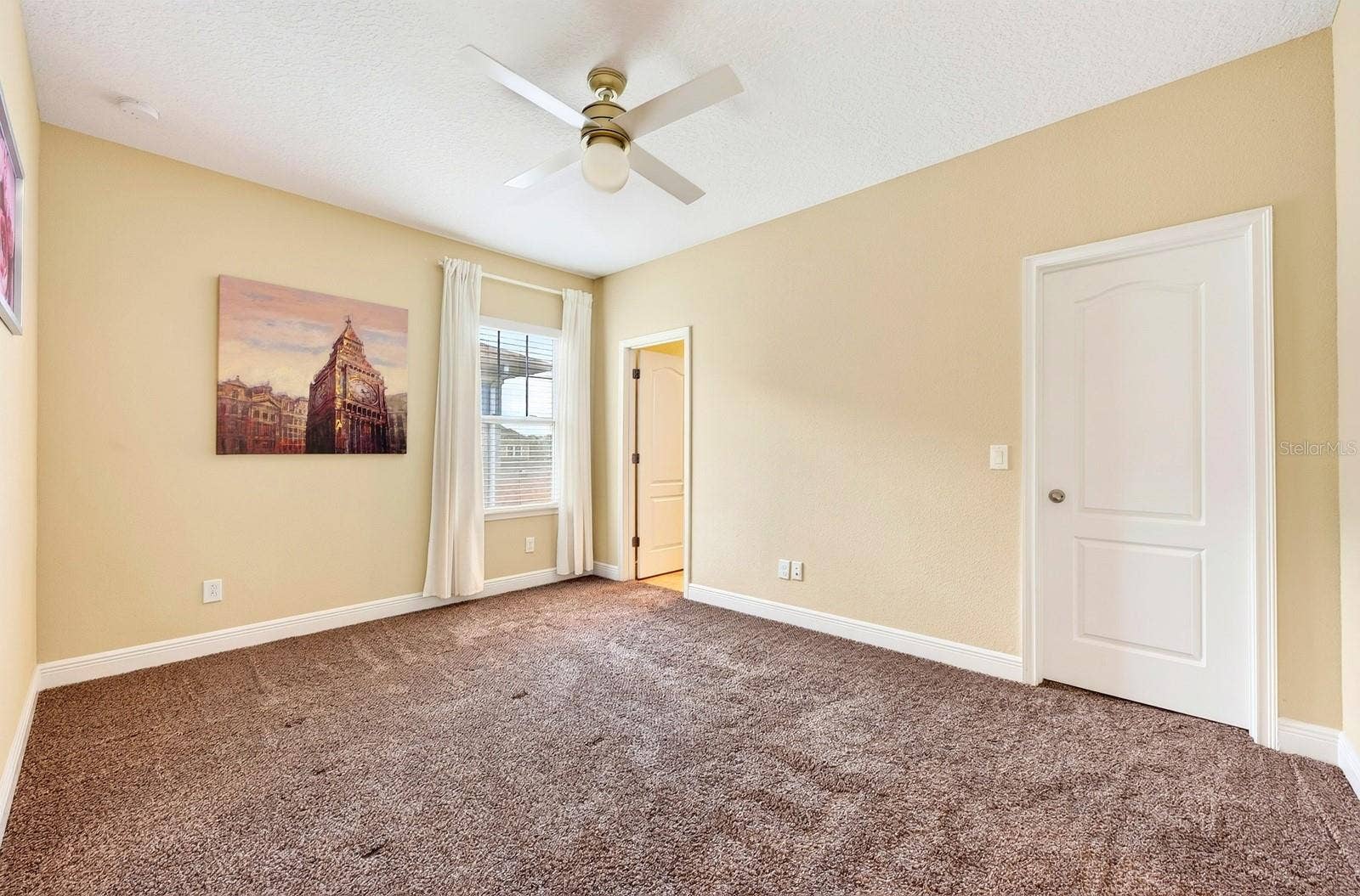 9024 NEHER STREET, Orlando, FL 32827 Second floor bedroom suite.