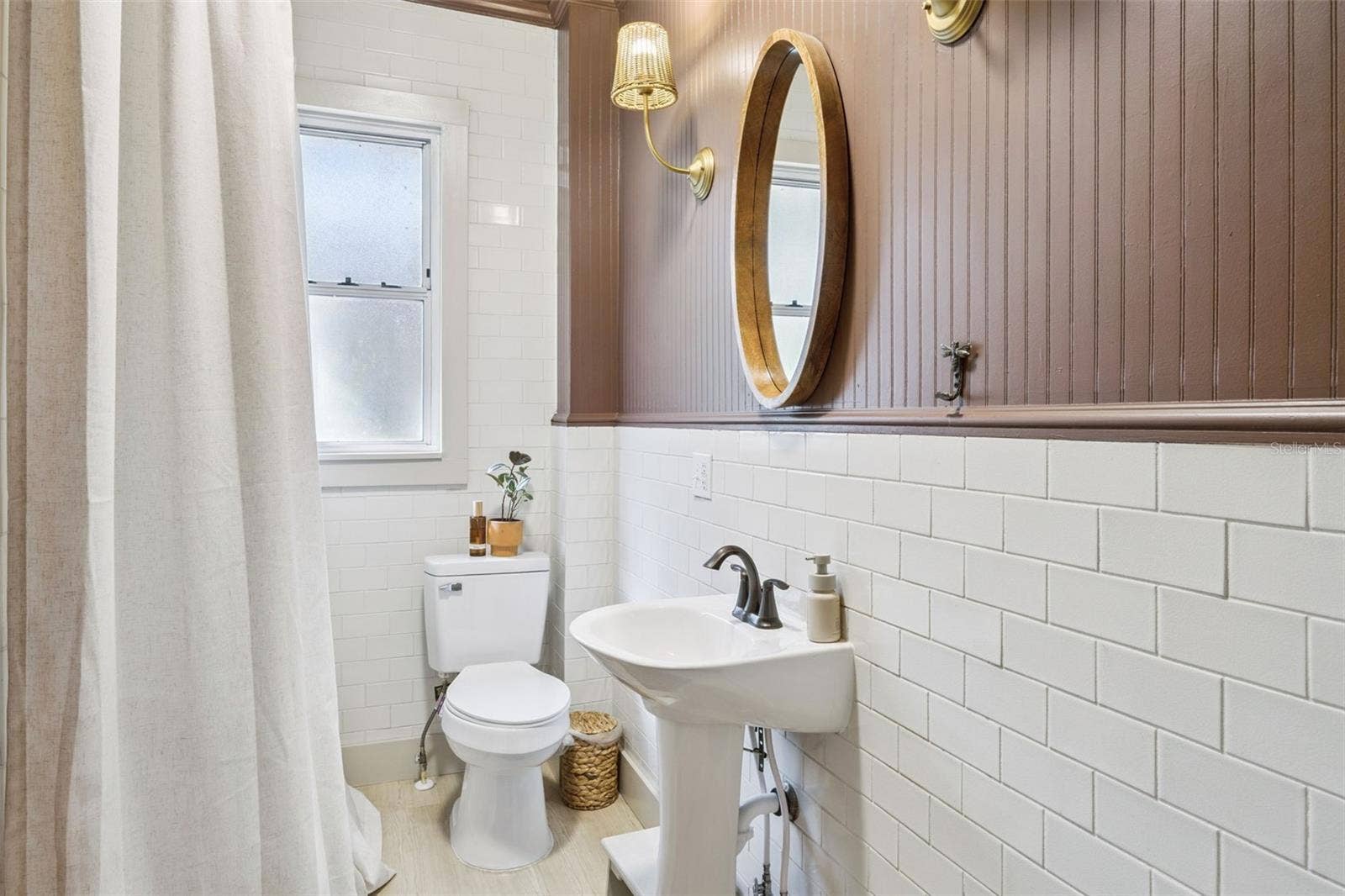 128 N HIGHLAND AVENUE, Winter Garden, FL 34787 Bathroom #2