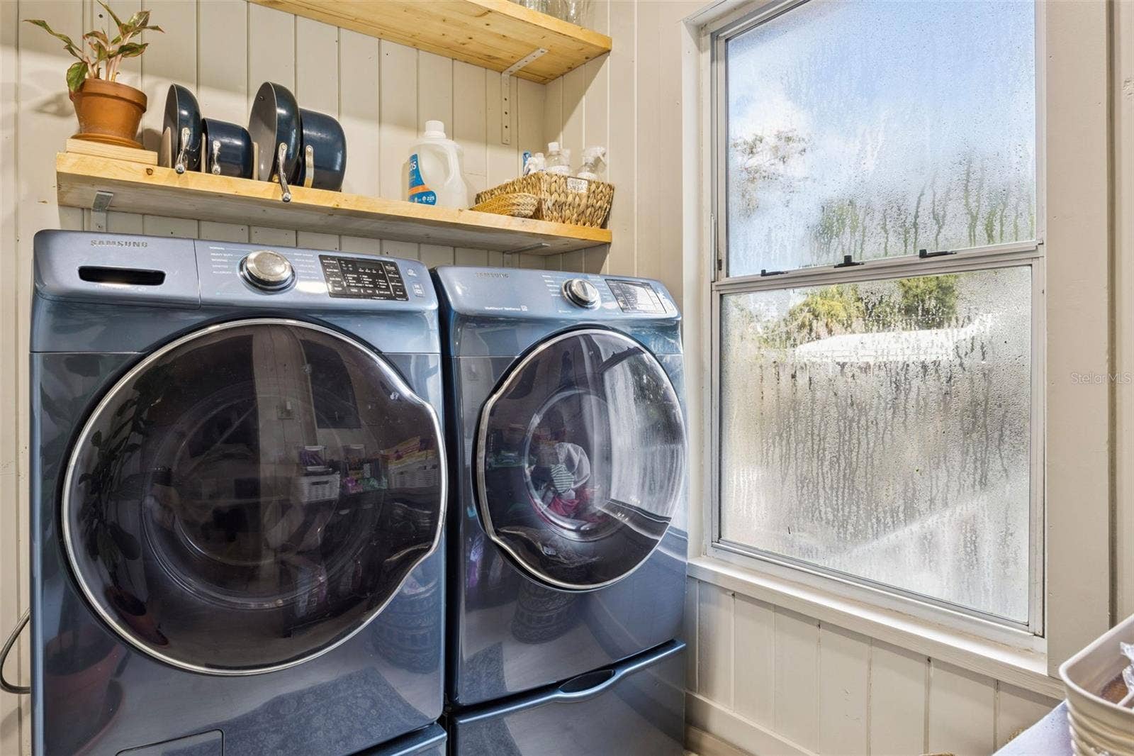 128 N HIGHLAND AVENUE, Winter Garden, FL 34787 Laundry room