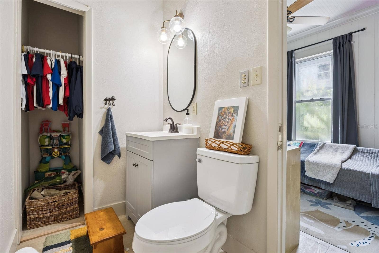 128 N HIGHLAND AVENUE, Winter Garden, FL 34787 Half bathroom