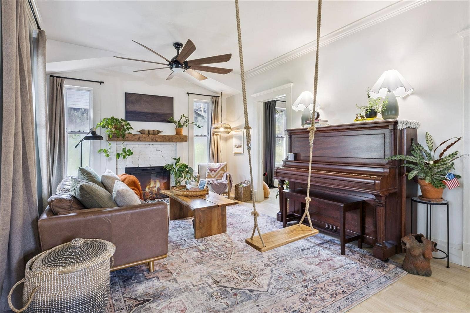 128 N HIGHLAND AVENUE, Winter Garden, FL 34787 Living area