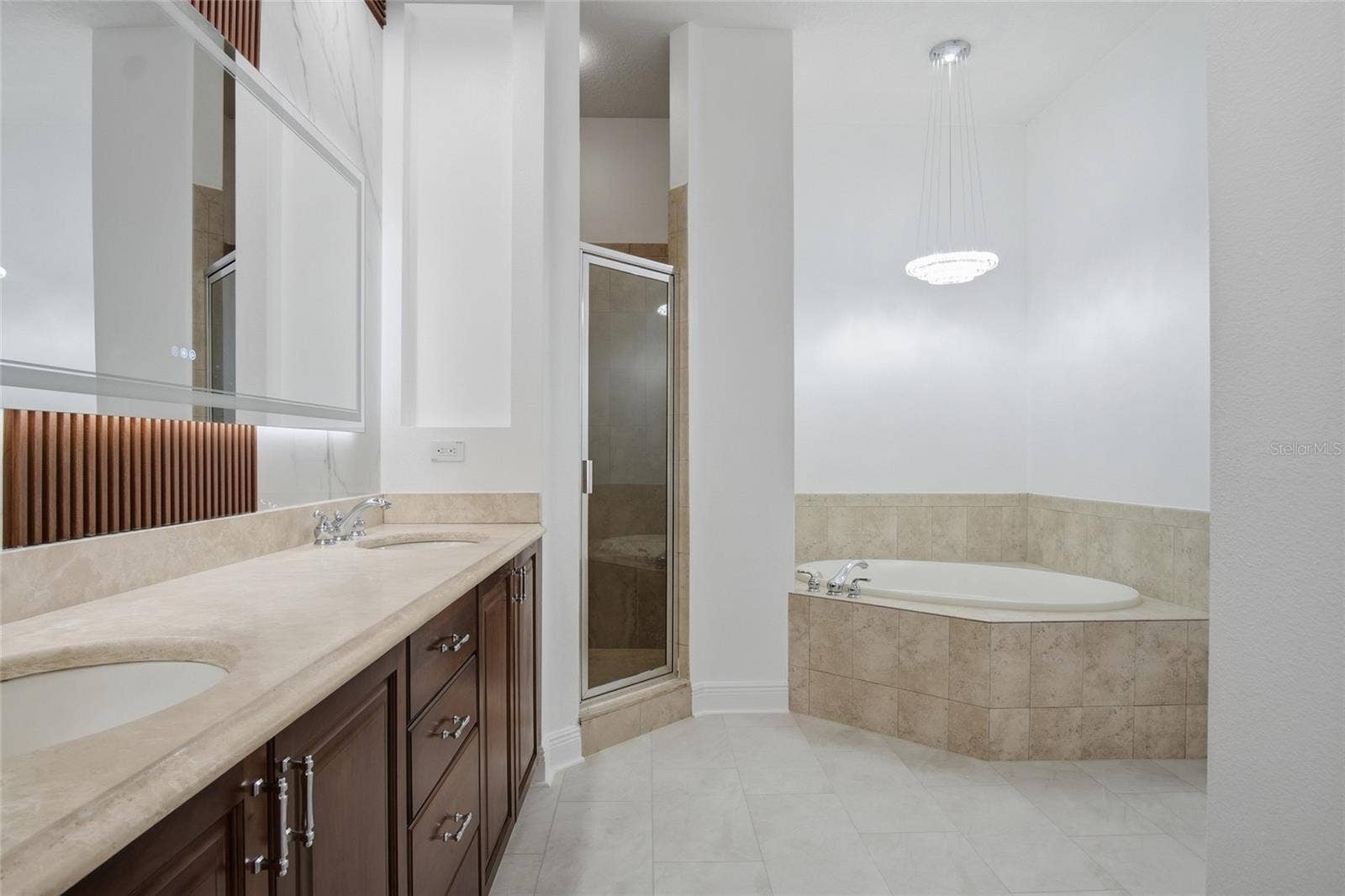 1579 LAKE BALDWIN LANE, Orlando, FL 32814