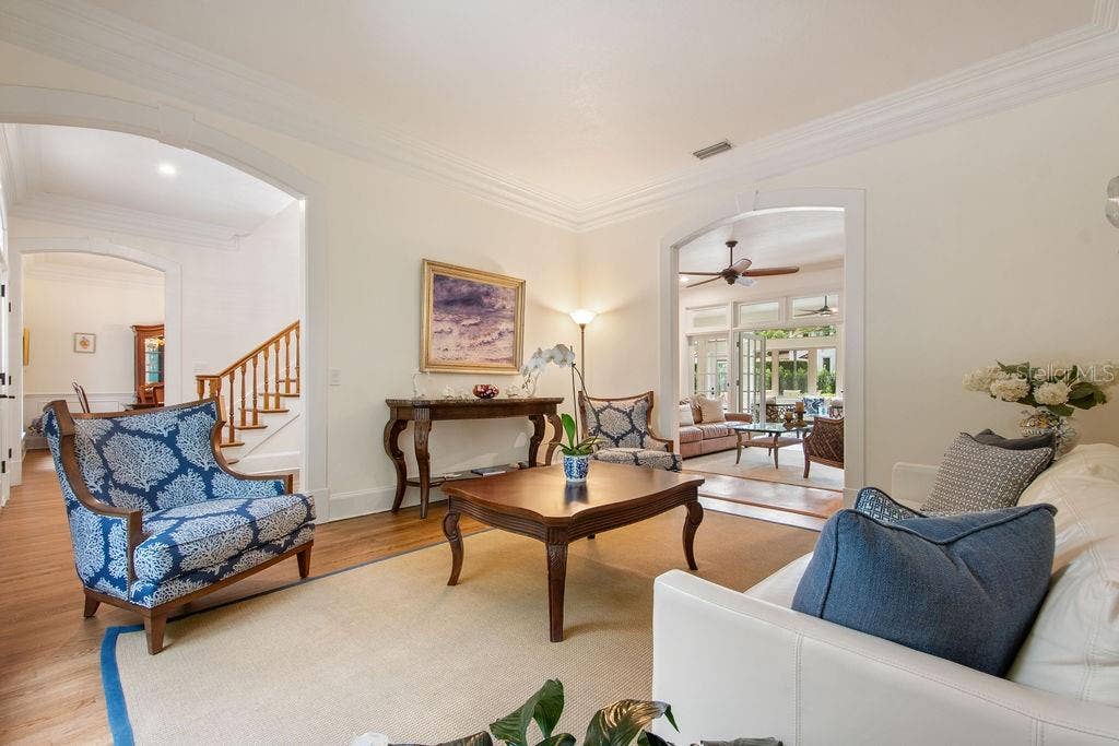 555 E LAKE SUE AVENUE, Winter Park, FL 32789 555 E LAKE SUE AVENUE, Winter Park, FL 32789