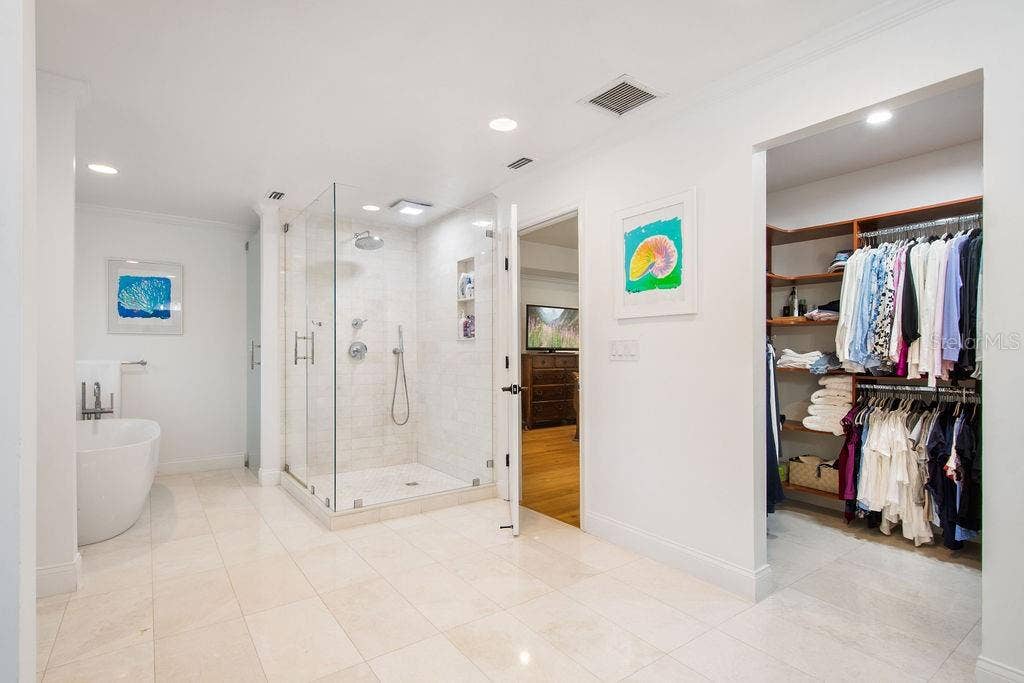 555 E LAKE SUE AVENUE, Winter Park, FL 32789 555 E LAKE SUE AVENUE, Winter Park, FL 32789