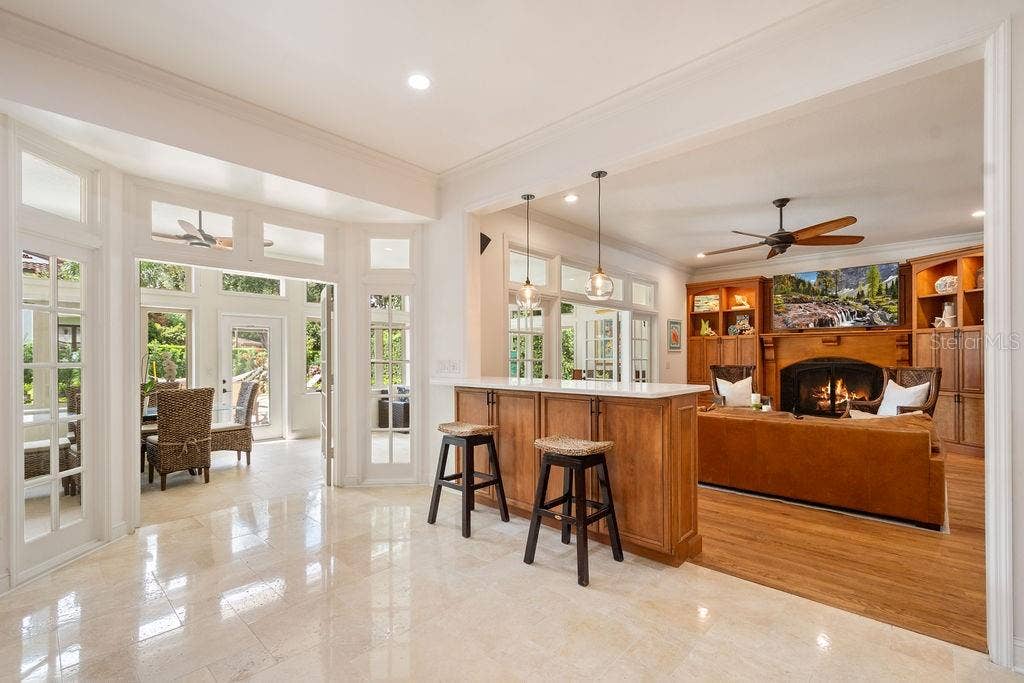 555 E LAKE SUE AVENUE, Winter Park, FL 32789 555 E LAKE SUE AVENUE, Winter Park, FL 32789