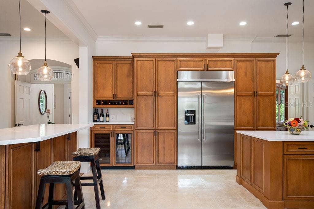 555 E LAKE SUE AVENUE, Winter Park, FL 32789 Featured wine cooler