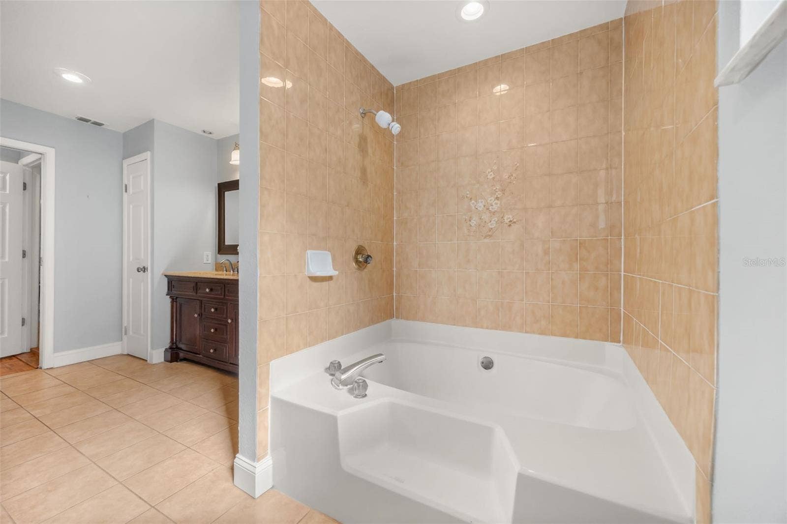 920 BOARDMAN STREET, Orlando, FL 32804 920 BOARDMAN STREET, Orlando, FL 32804