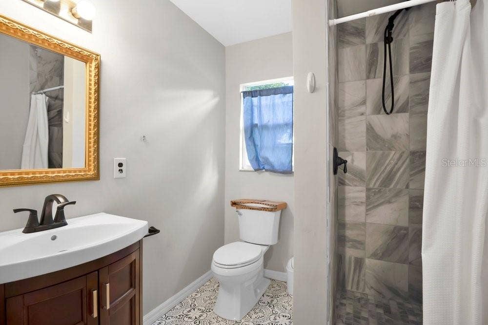 2391 BANANA STREET, Deland, FL 32720 ADDITIONAL DWELLING UNIT BATHROOM