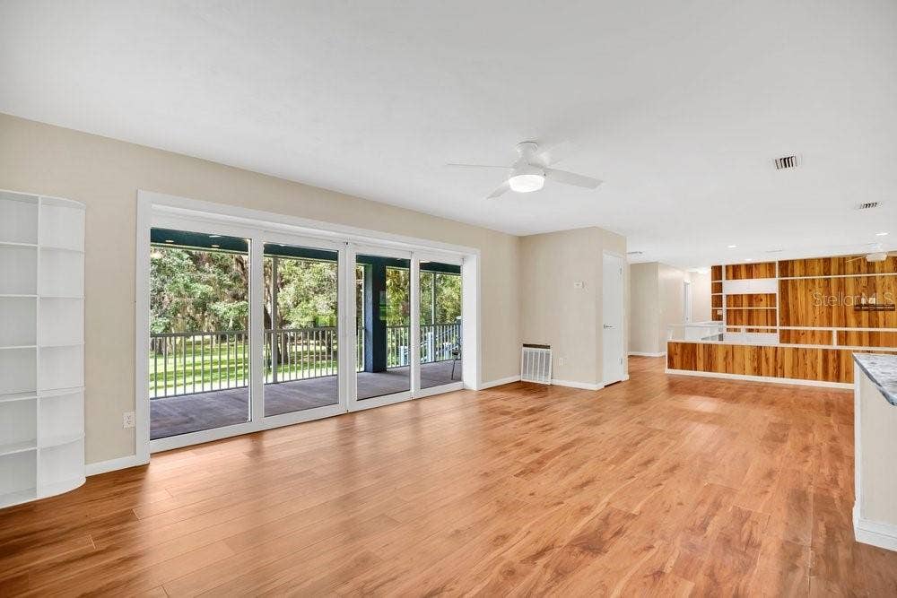 2391 BANANA STREET, Deland, FL 32720 DINING AND LIVING AREAS