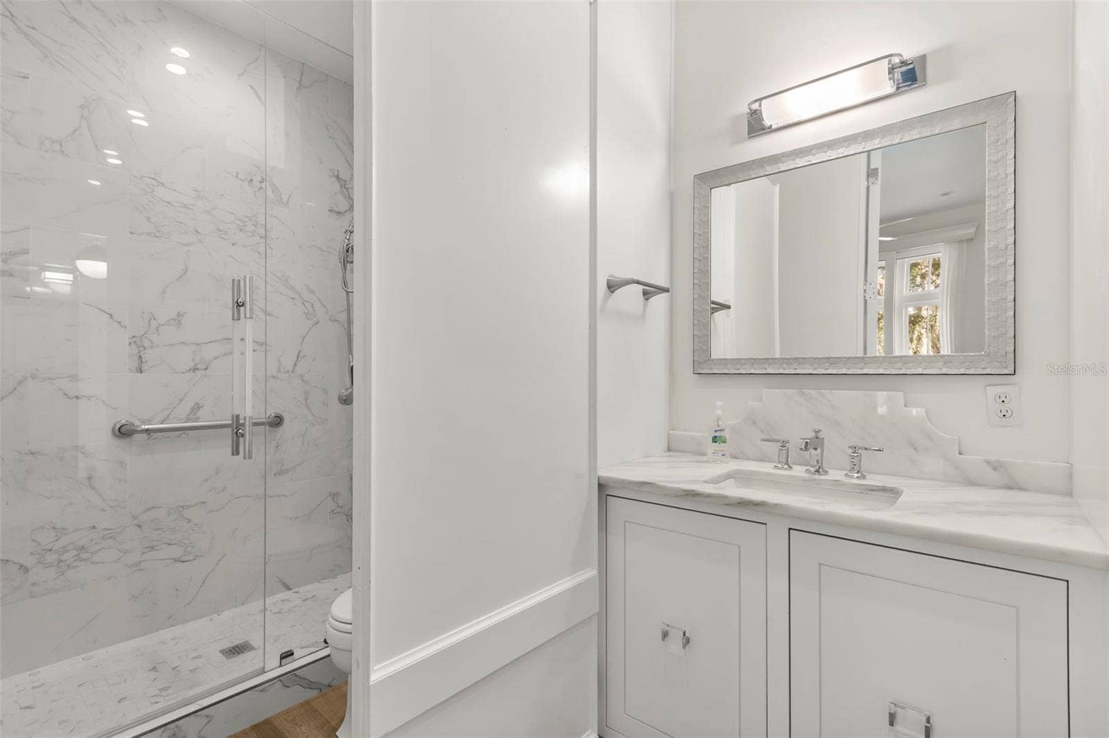 Primary Vanity