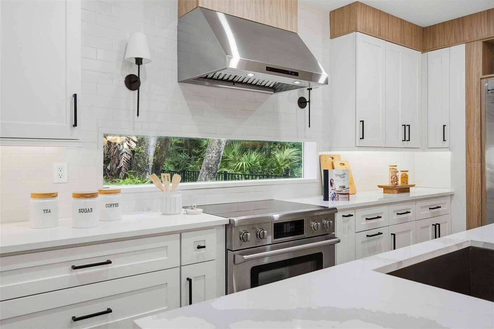 104 E 1ST AVENUE, Windermere, FL 34786