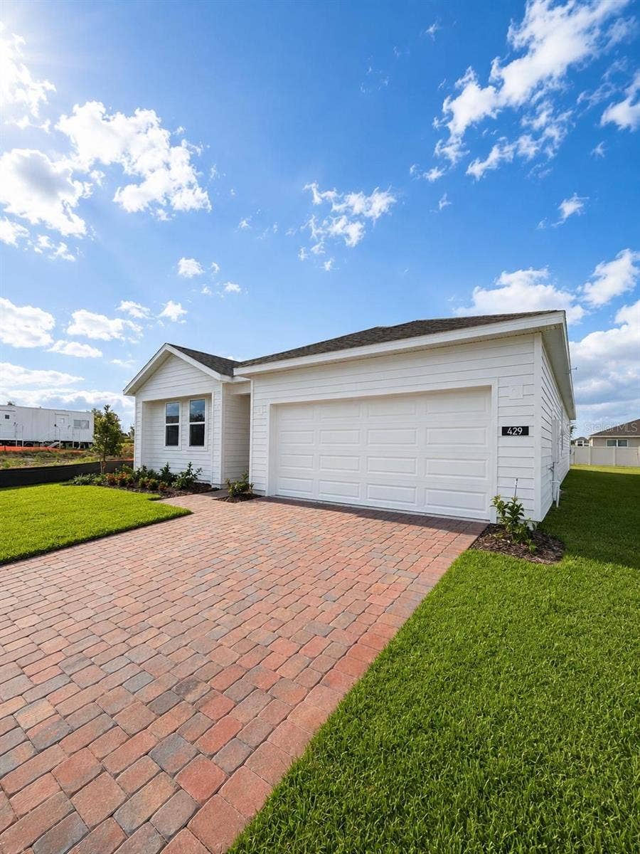 Property photo for 429 MARION LOOP, Haines City, FL