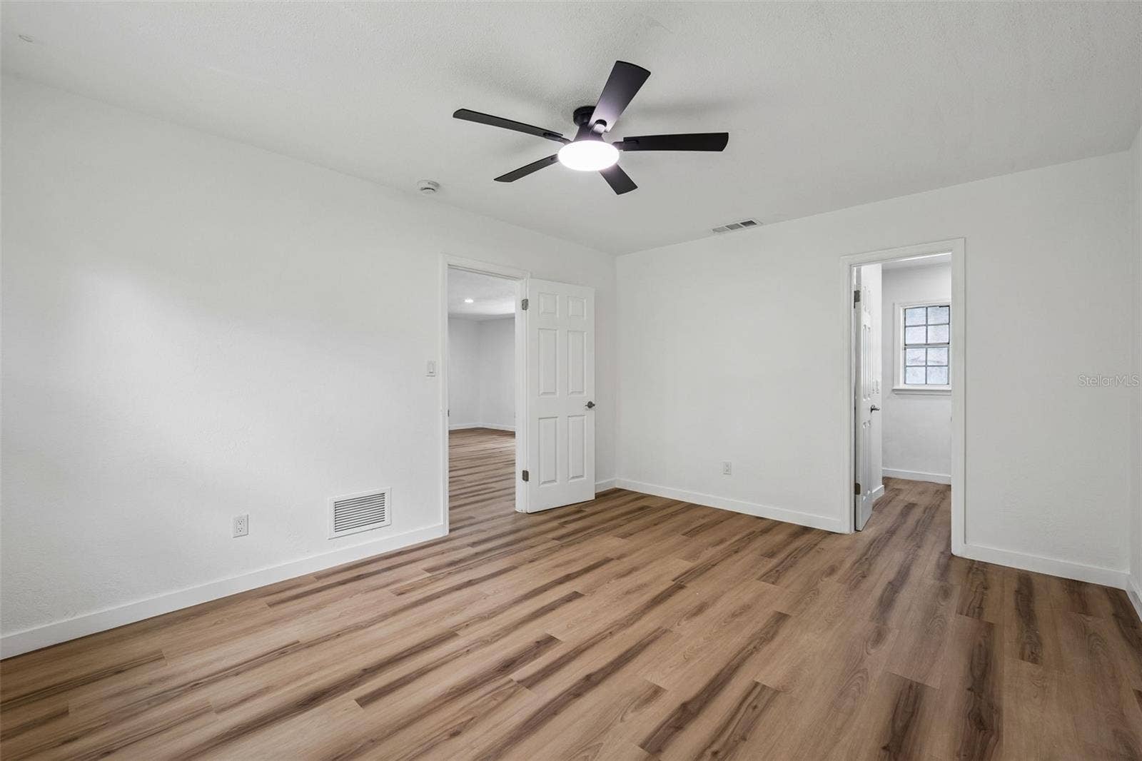 3334 YOUNG STREET, Winter Park, FL 32792 3334 YOUNG STREET, Winter Park, FL 32792