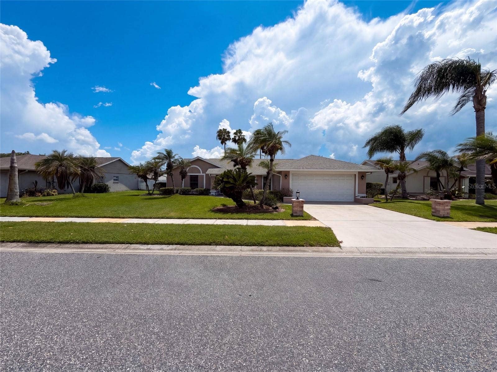 14725 EAGLES CROSSING DRIVE, Orlando, FL 32837 14725 EAGLES CROSSING DRIVE, Orlando, FL 32837