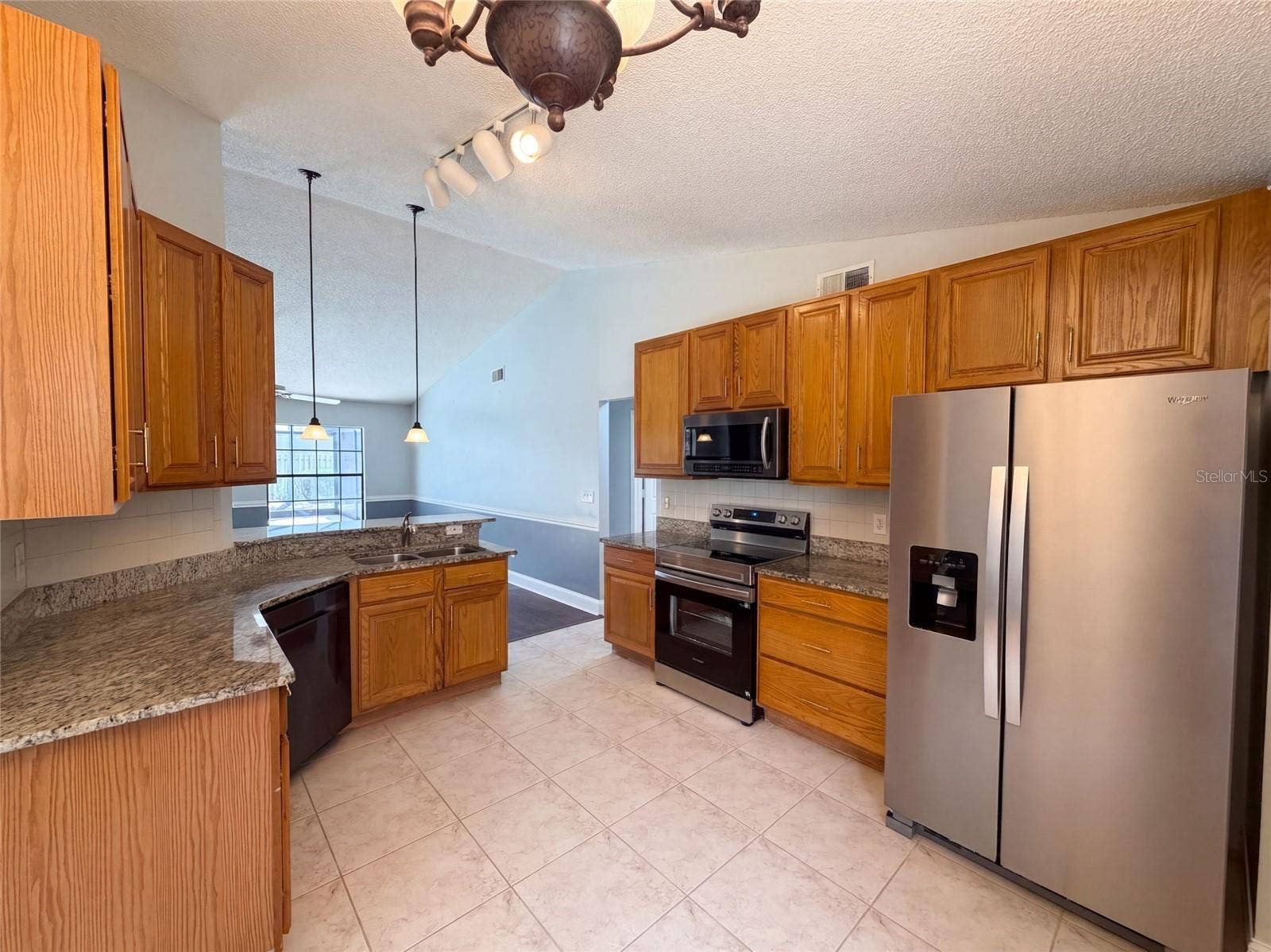 14725 EAGLES CROSSING DRIVE, Orlando, FL 32837 14725 EAGLES CROSSING DRIVE, Orlando, FL 32837