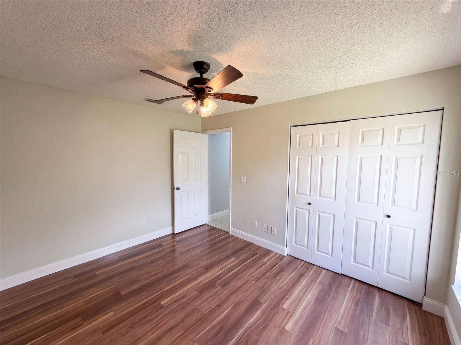 14725 EAGLES CROSSING DRIVE, Orlando, FL 32837 14725 EAGLES CROSSING DRIVE, Orlando, FL 32837