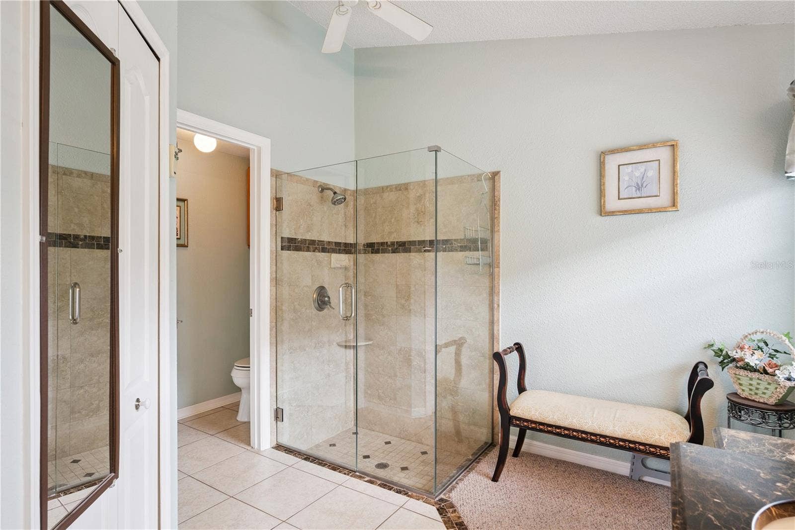 3828 BROOKMYRA DRIVE, Orlando, FL 32837 Walk in shower