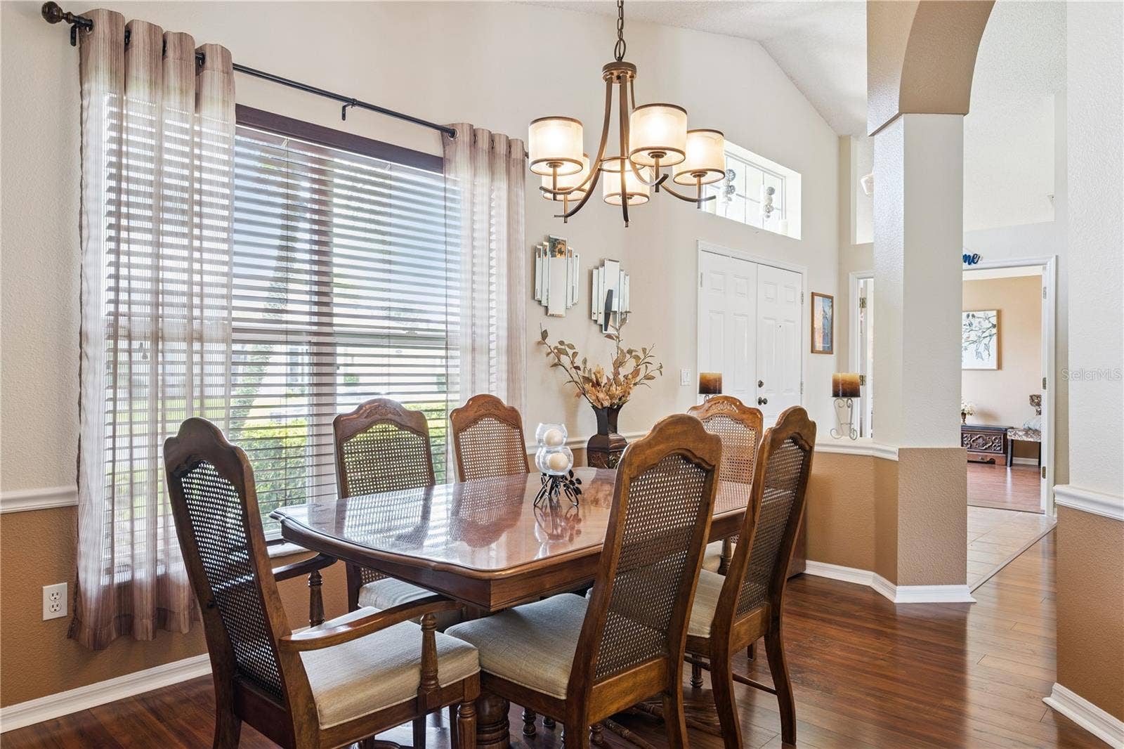 3828 BROOKMYRA DRIVE, Orlando, FL 32837 Formal dining room for family dinners