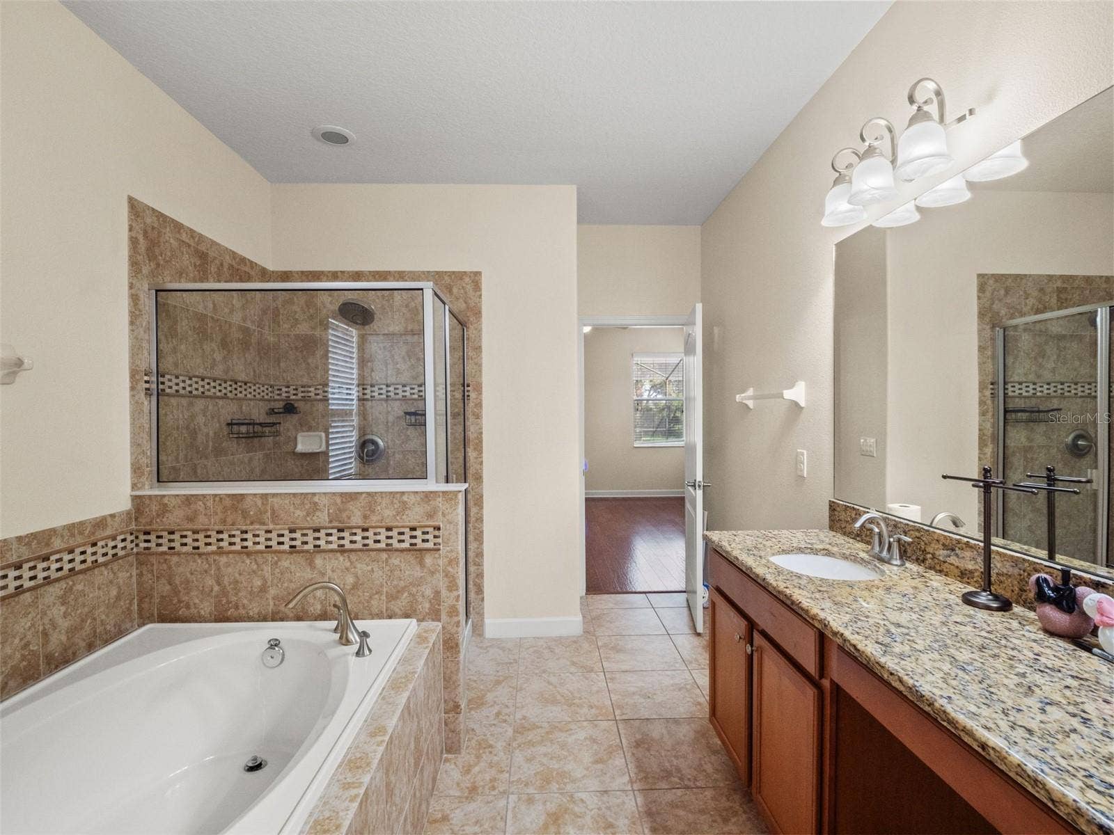 6158 MERIWETHER CRESCENT, Winter Garden, FL 34787 6158 MERIWETHER CRESCENT, Winter Garden, FL 34787