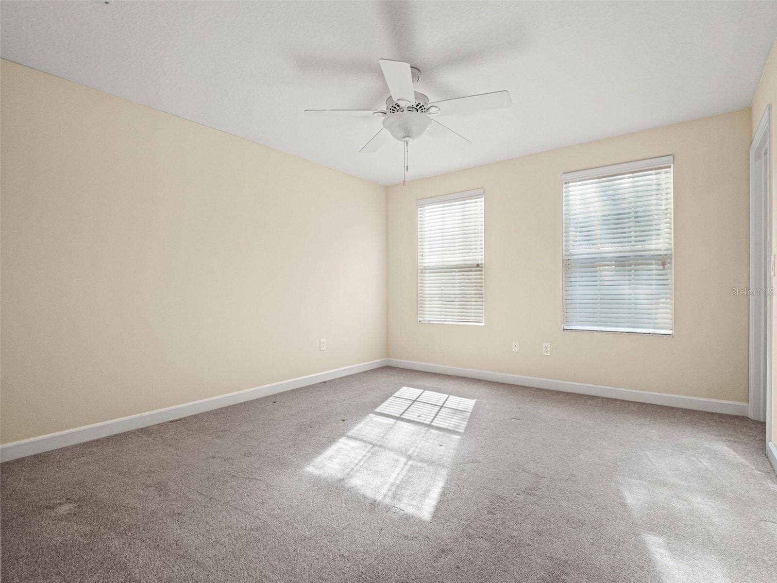 6158 MERIWETHER CRESCENT, Winter Garden, FL 34787 6158 MERIWETHER CRESCENT, Winter Garden, FL 34787
