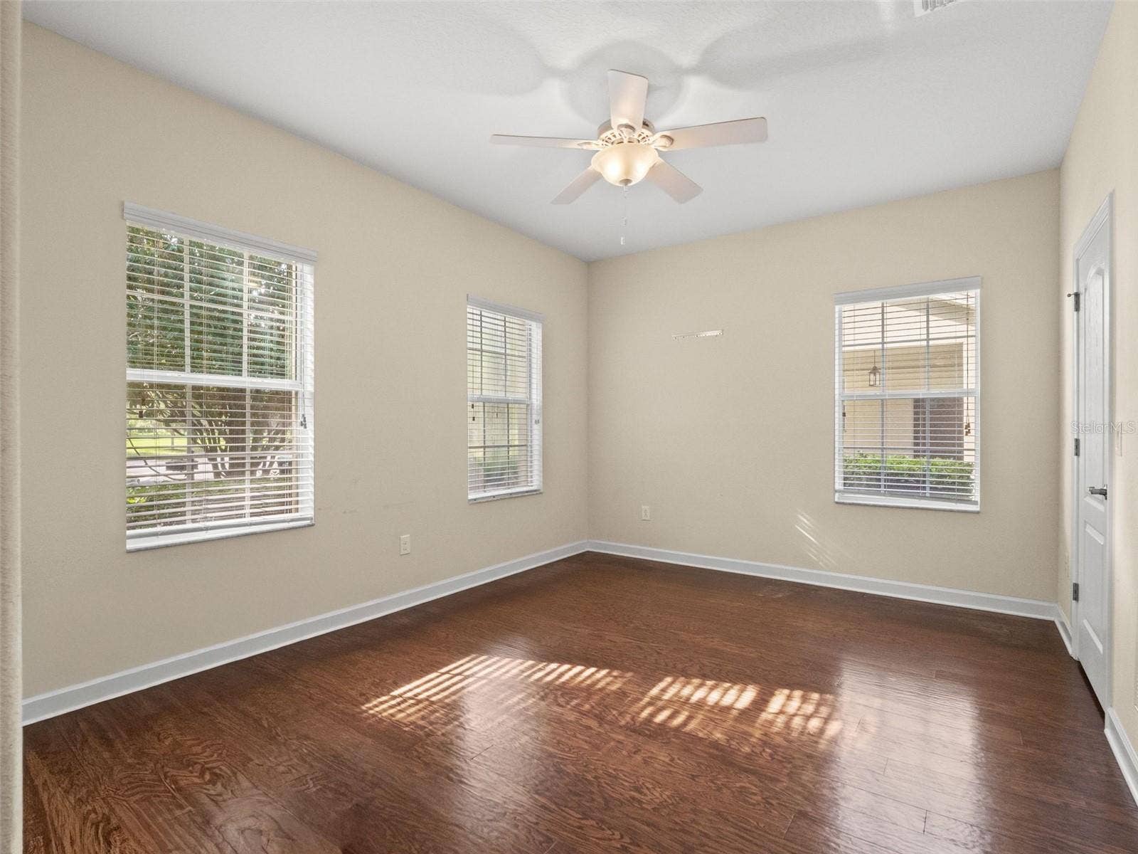 6158 MERIWETHER CRESCENT, Winter Garden, FL 34787 6158 MERIWETHER CRESCENT, Winter Garden, FL 34787