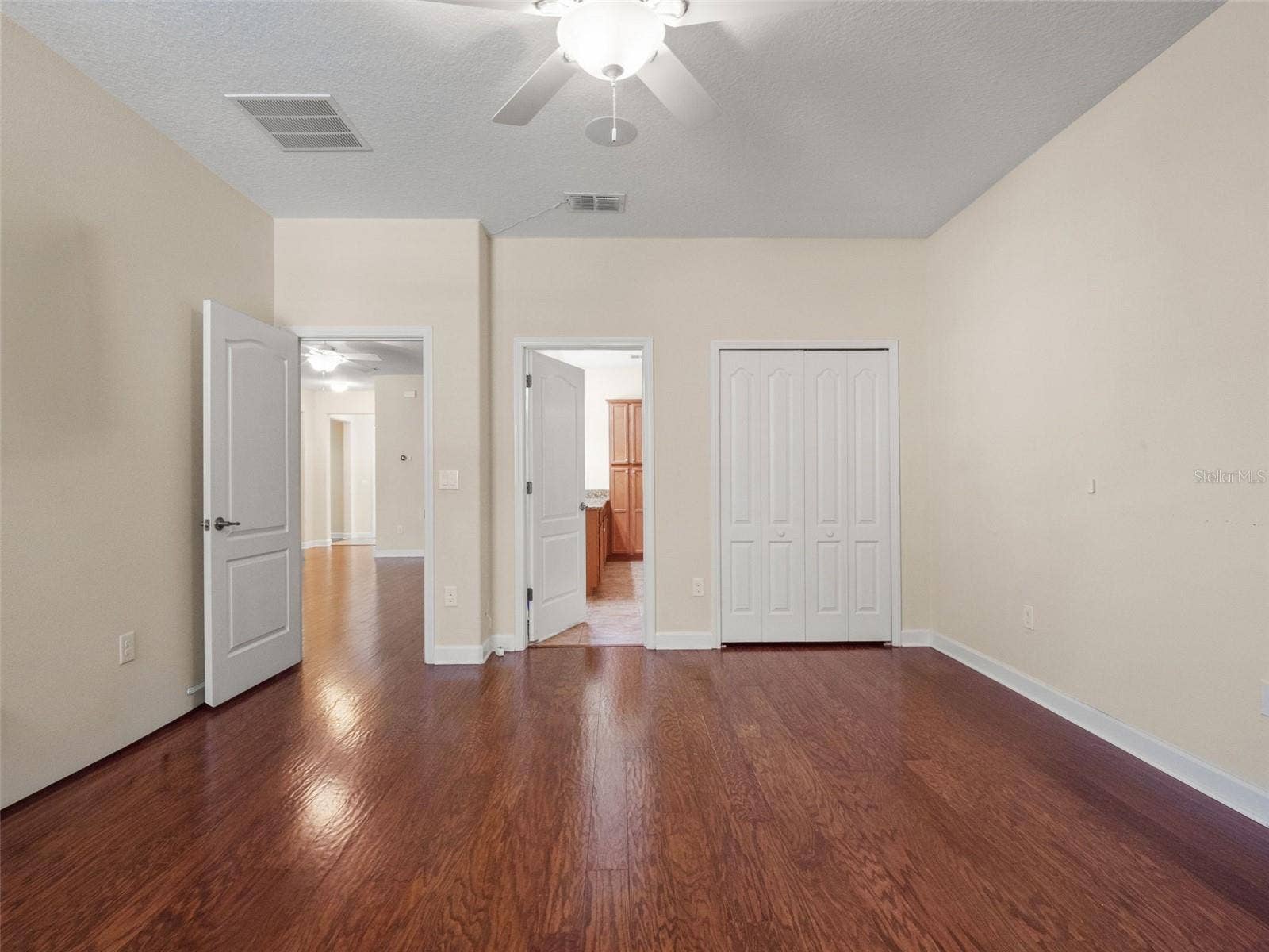 6158 MERIWETHER CRESCENT, Winter Garden, FL 34787 6158 MERIWETHER CRESCENT, Winter Garden, FL 34787