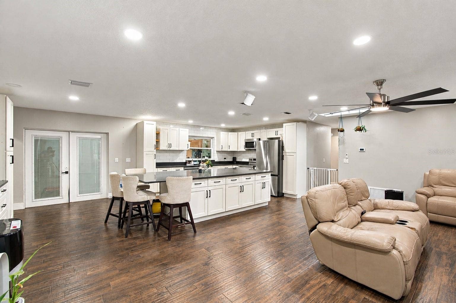 2210 EDGAR COURT, Oviedo, FL 32765 Living Area
