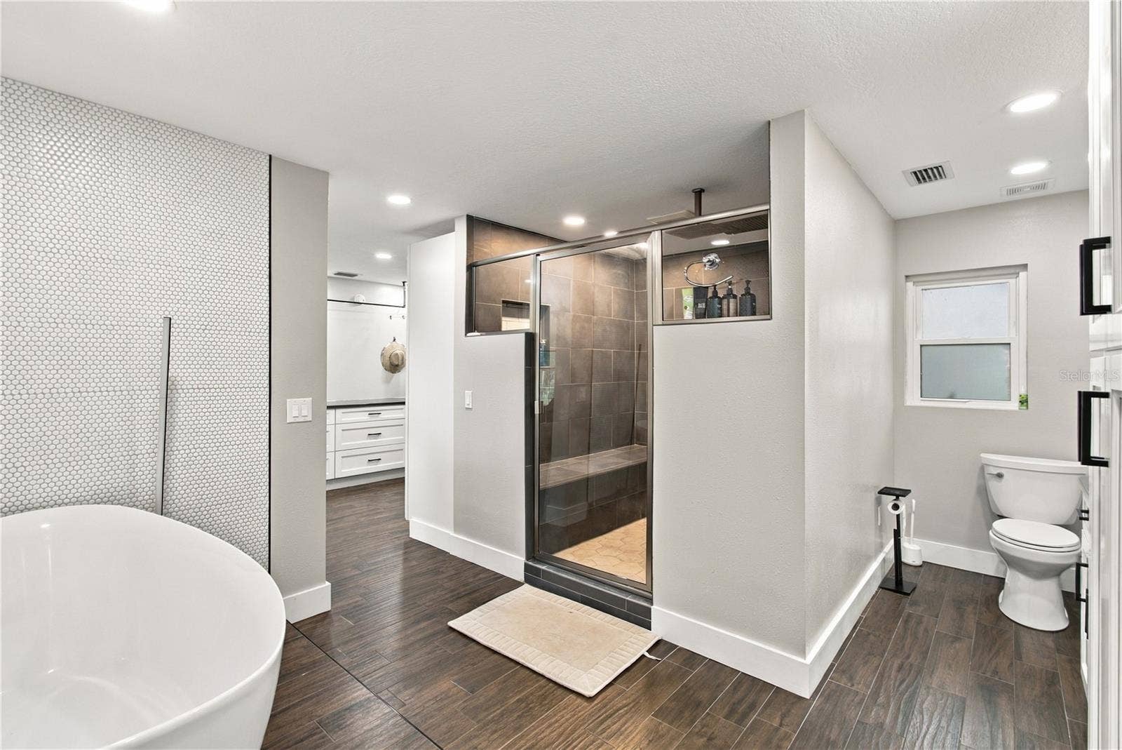 2210 EDGAR COURT, Oviedo, FL 32765 Primary Bathroom 2