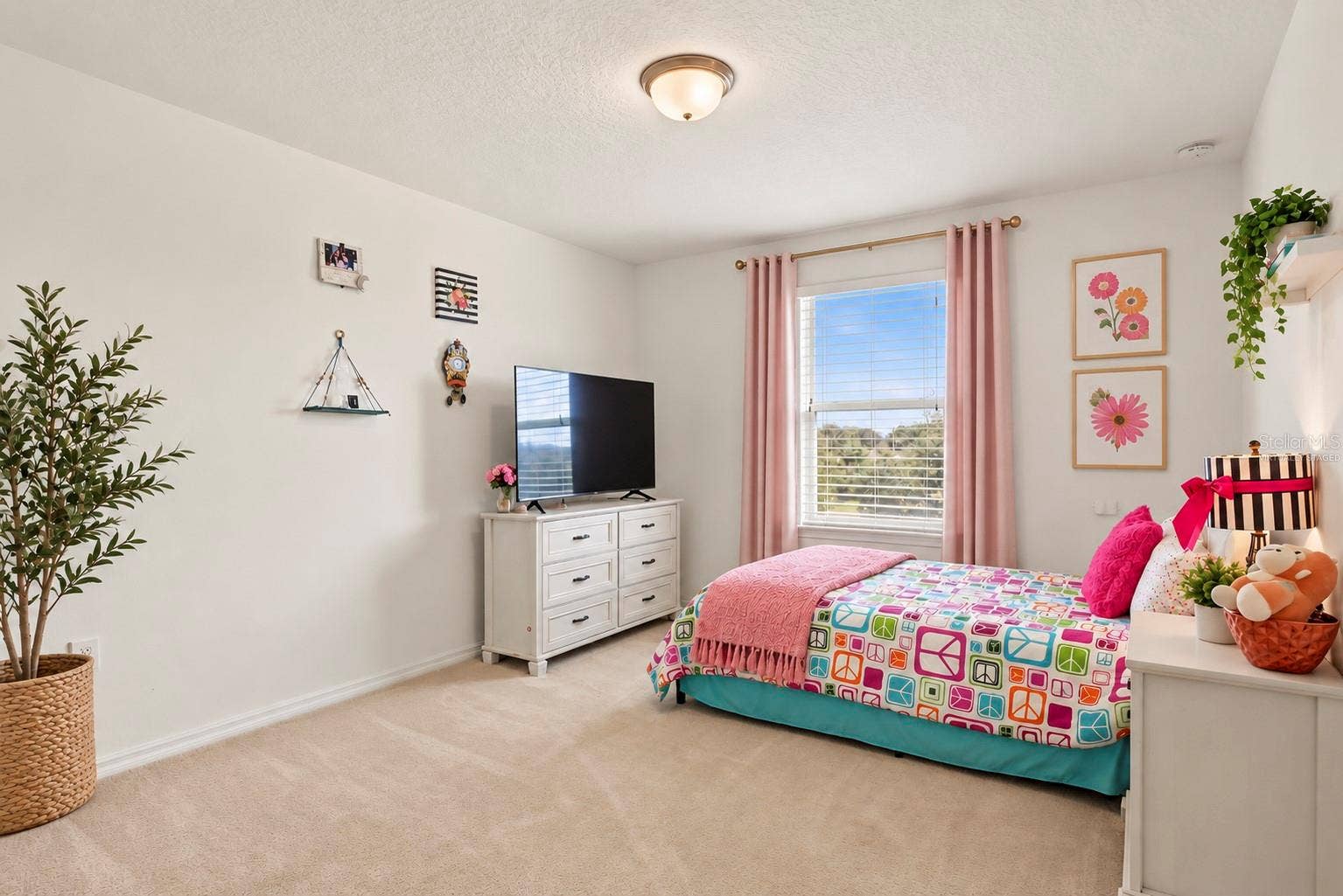 2470 STANDING ROCK CIRCLE, Oakland, FL 34787 Virtually Staged