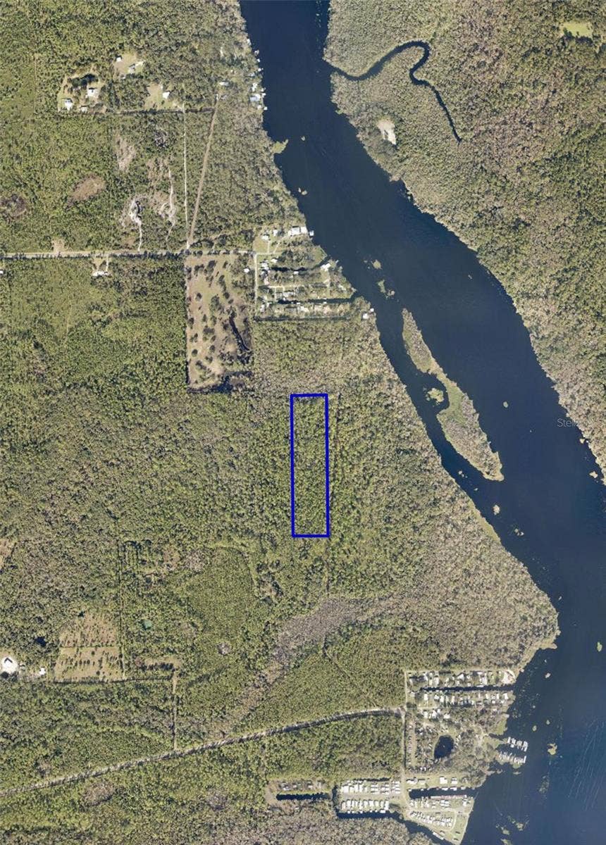 SHAD ROAD, Astor, FL 32102