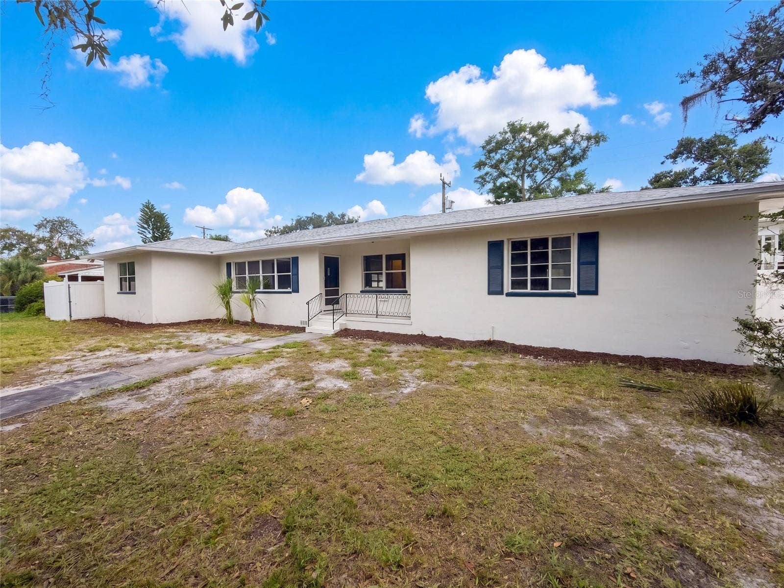 601 MYRTLE WAY S, St Petersburg, FL 33705 601 MYRTLE WAY S, St Petersburg, FL 33705